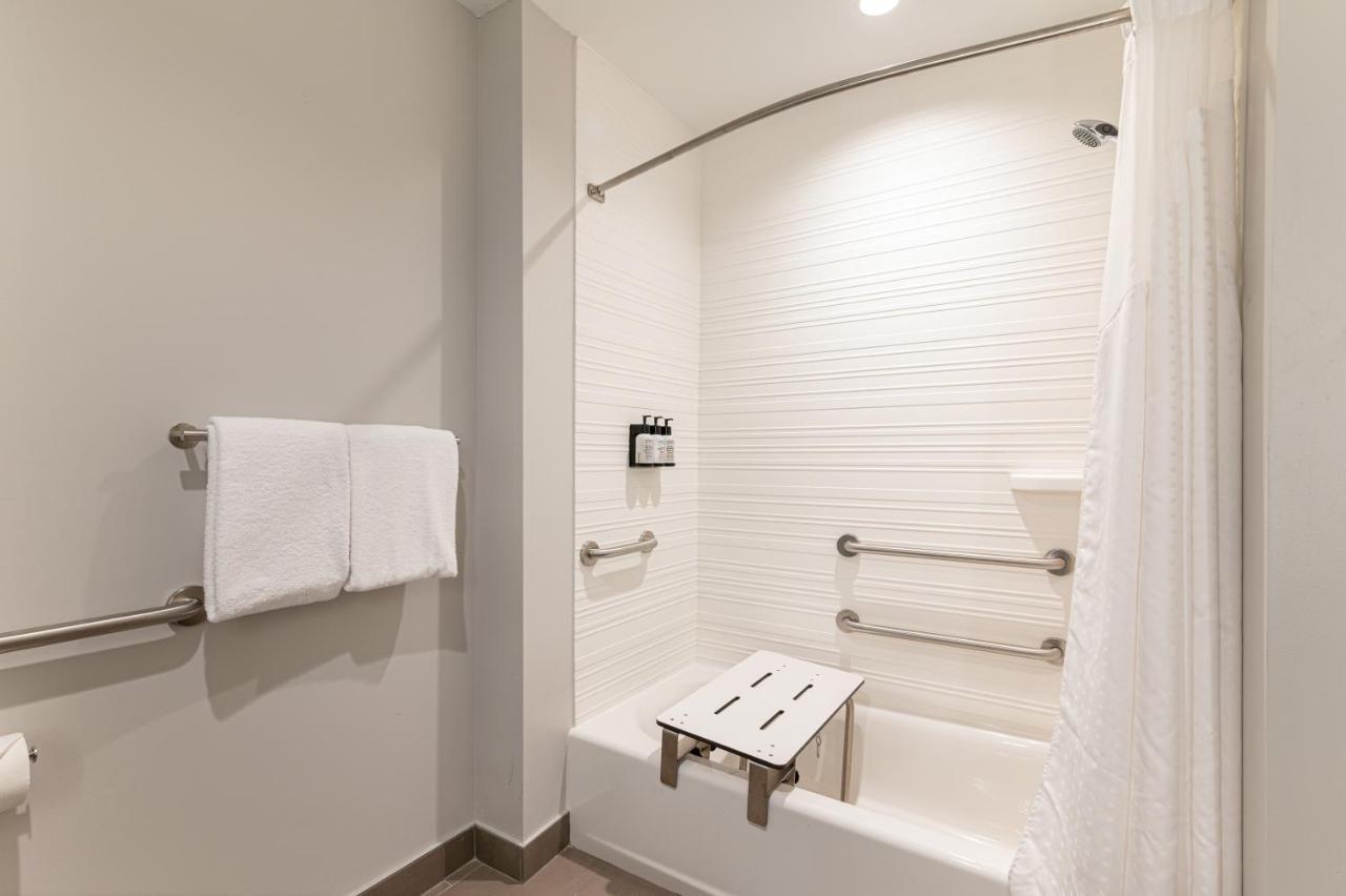 Avid Hotel Summerville By Ihg Εξωτερικό φωτογραφία